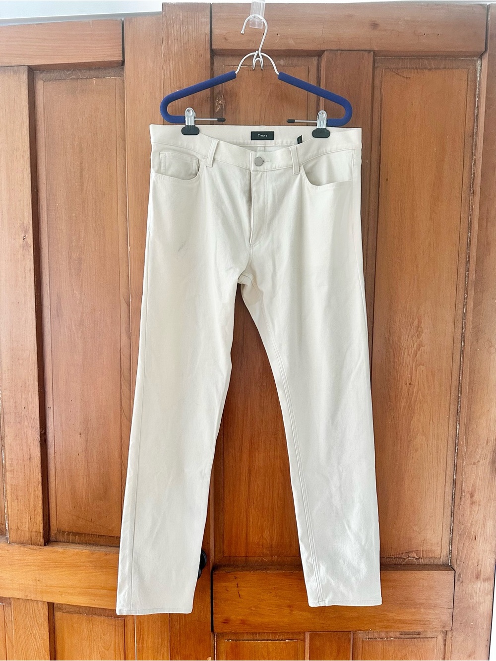 Theory Men’s Straight Jeans in Off-White/Cream